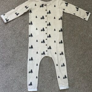 Arlo and Pine 2T Cream and Black Tree Print Kids One Piece Romper Outfit